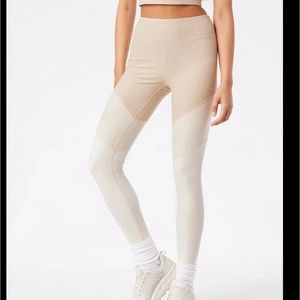 Outdoor Voices Beige and Cream Leggings